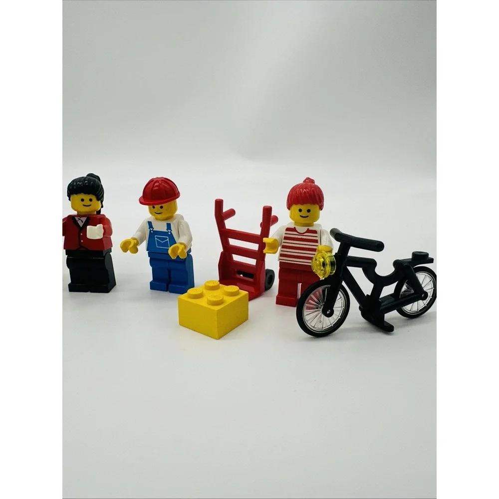 Vintage LEGO 6314 Town City People Minifigure Lot Bike Octan 1992